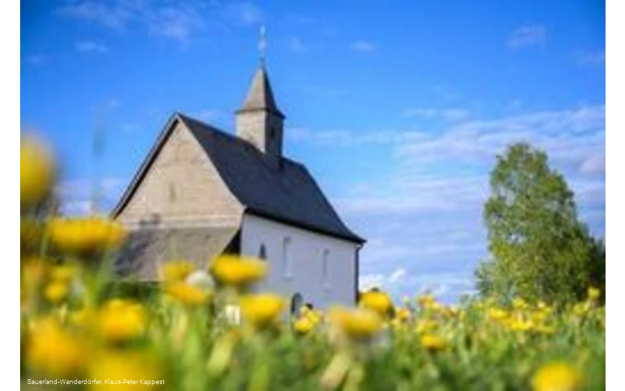 Blick auf die Kapelle