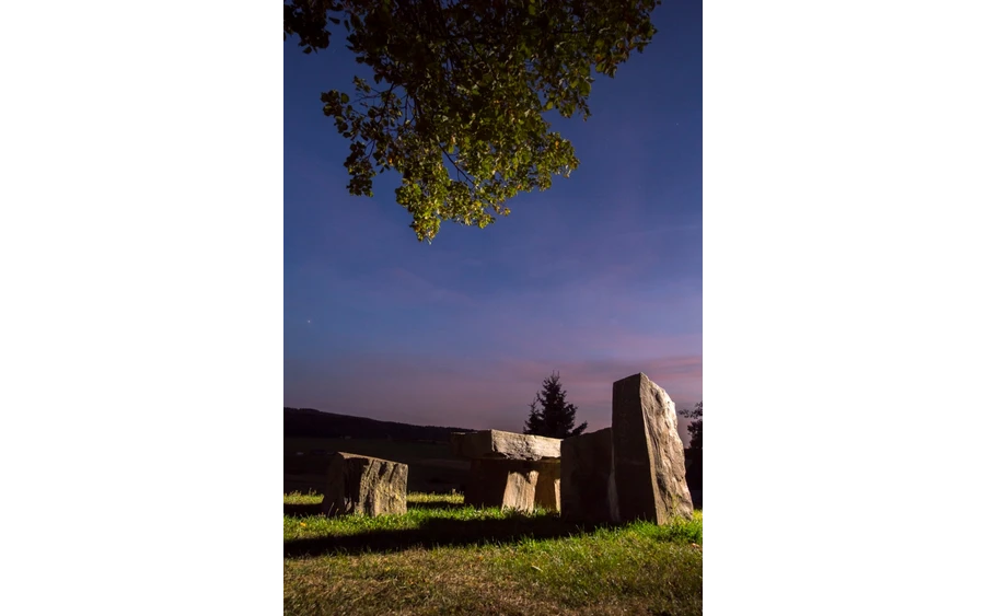 Freistuhl Düdinghausen Sauerland-Wanderdörfer.jpg