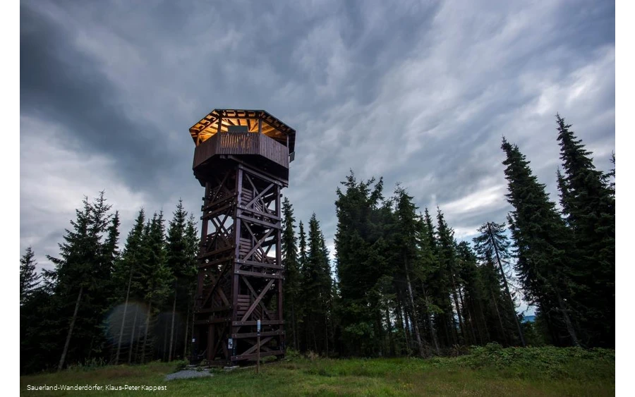 Der Heidkopfturm bei Hallenberg