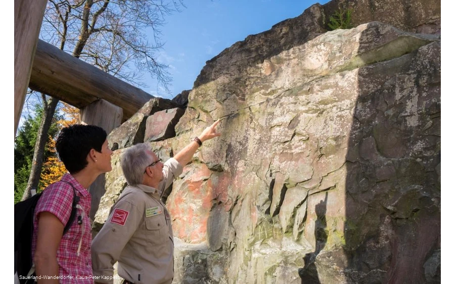 Stein-Zeit-Mensch Skulptur hautnah mit einem Tourguide erleben