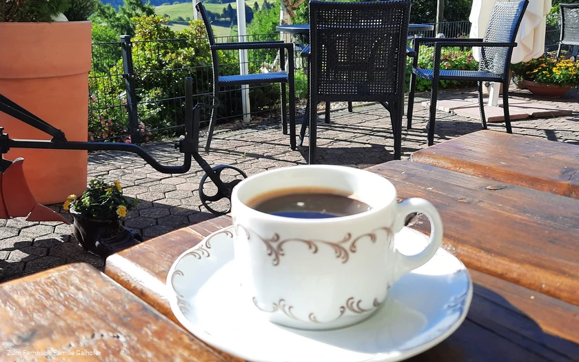 cafe-fernblick-kaffee-terrasse.jpg cafe-fernblick-kaffee-terrasse.jpg