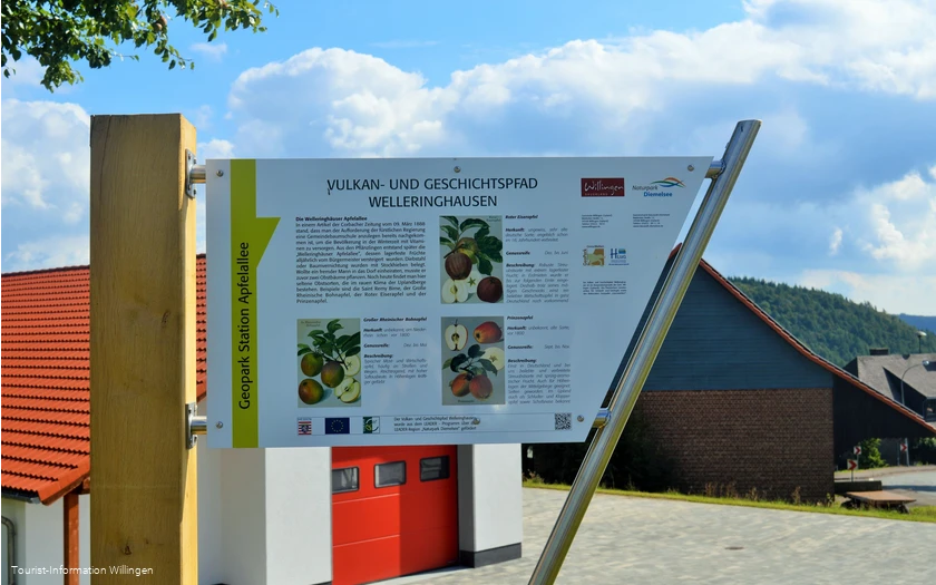 Vulkanpfad Welleringhausen Station Apfelallee