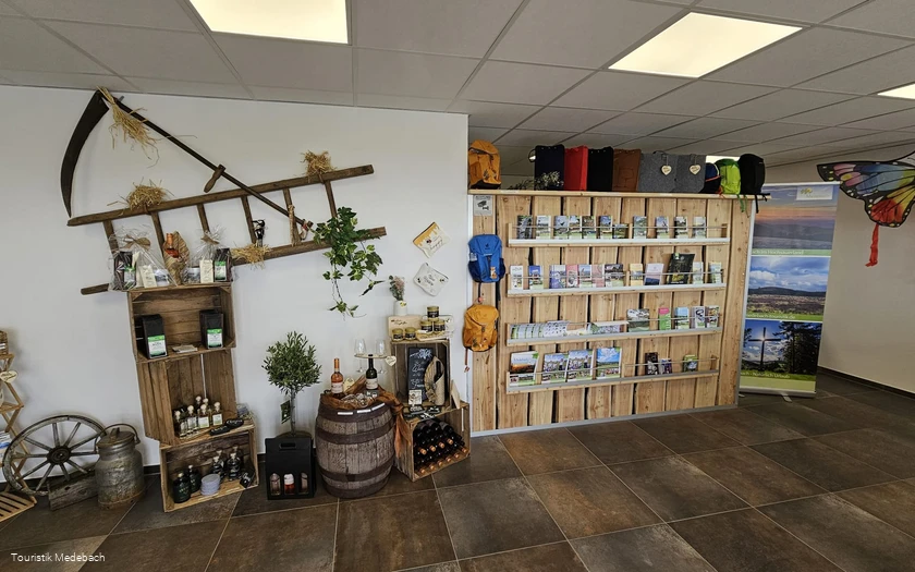 Tourist-Information & Souvenir-Shop