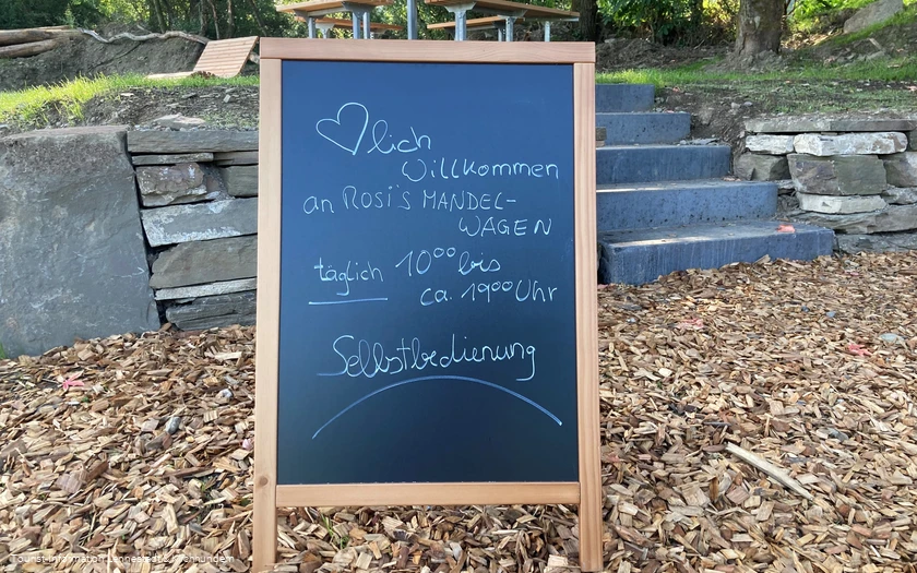 Tafel Herzlich Willkommen.jpg