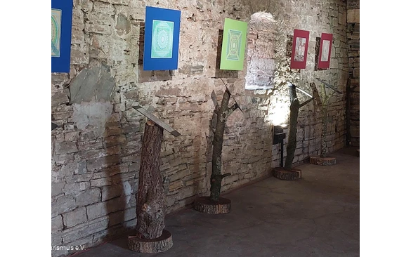 Einblick in die Ausstellung der Sauerland-Seelenorte