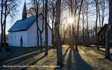 Unterkirche im Gegenlicht