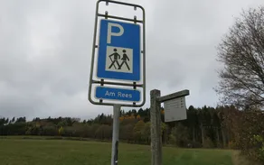 Parkplatz Am Rees-Hallenberg.JPG