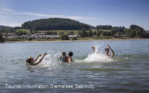 Badespaß am Diemelsee