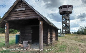 Schutzhütte_Turm_Ziegenhelle.jpg
