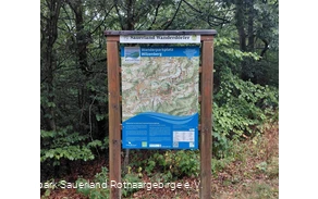 Infotafel_Wilzenberg.jpg