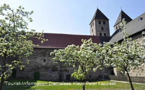 Kloster Flechtdorf