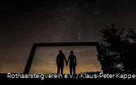 Sternenhimmel über dem Rothaarsteig-Landschaftsrahmen