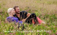 Pause in einer Blumenwiese