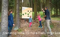 Käsewand am Milch-Erlebnispfad Usseln
