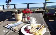 Waffelessen in der Graf Stolberg Hütte