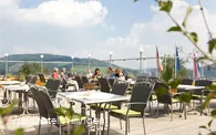 waldhotel-willingen-terrasse-gruppe.jpg