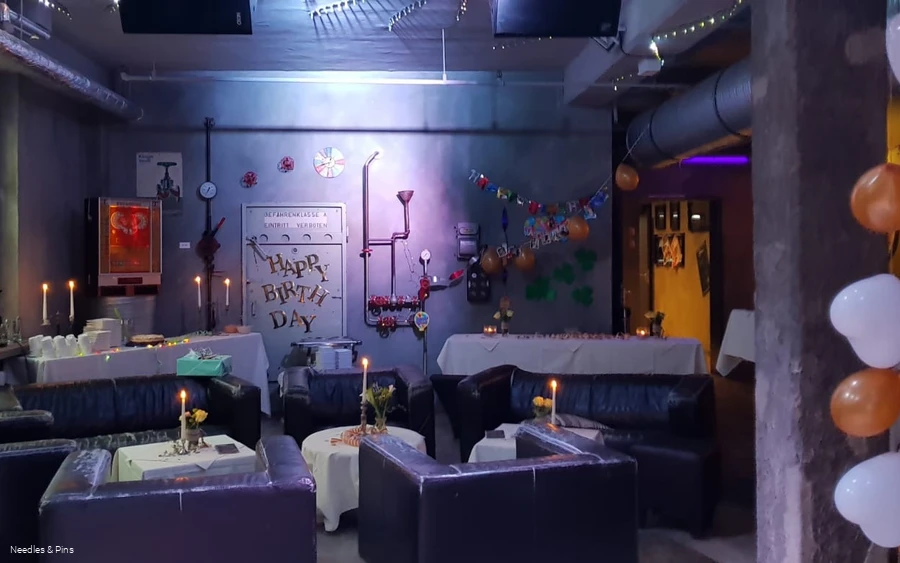Needles & Pins 
