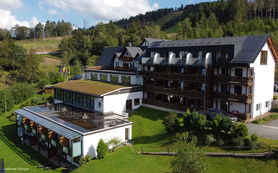 Waldhotel Willingen Außenansicht 1.JPG Waldhotel Willingen Außenansicht 1.JPG