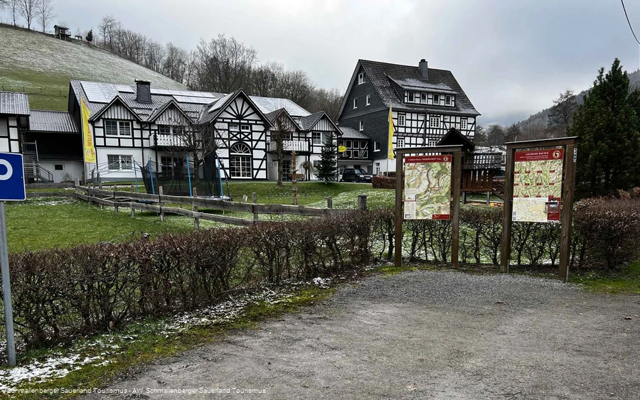 Wanderportal und Wanderparkplatz Niedersorpe