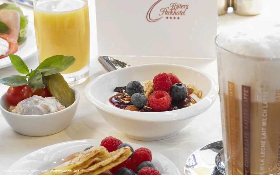 Frühstück mit Müsli im Rüters Parkhotel