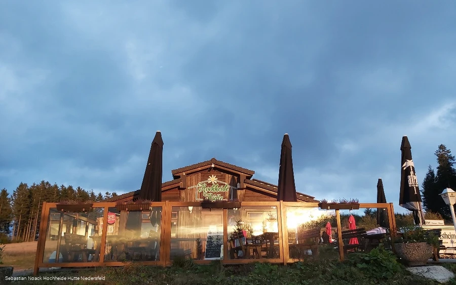 hochheidehuette-abendlicht.jpg