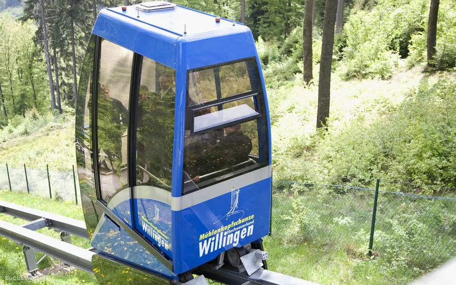 Standseilbahn an der Muehlenkopfschanze