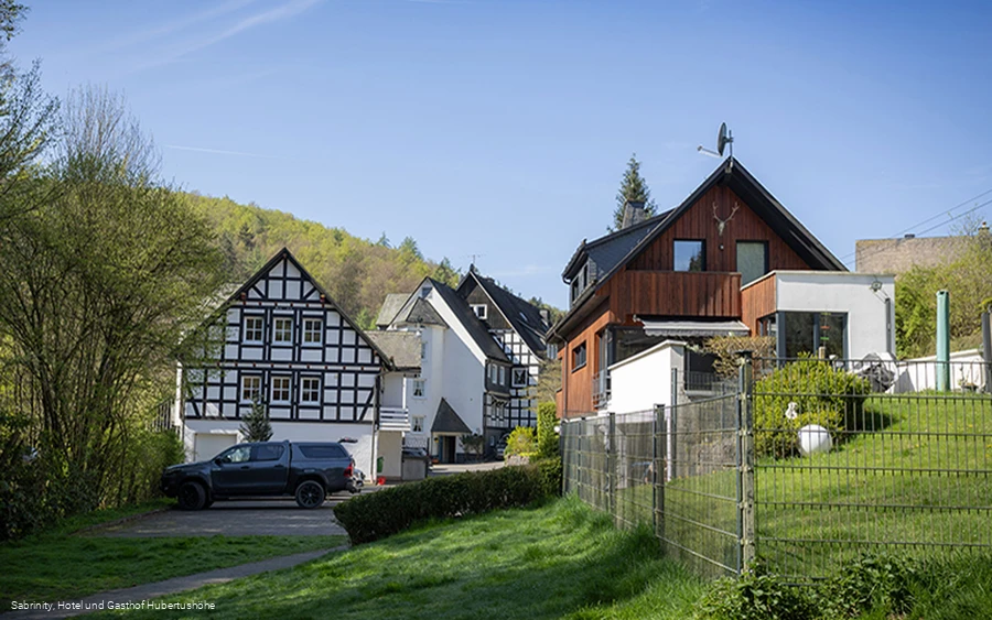 Hotel und Gasthof Hubertushöhe in Latrop Hotel und Gasthof Hubertushöhe in Latrop