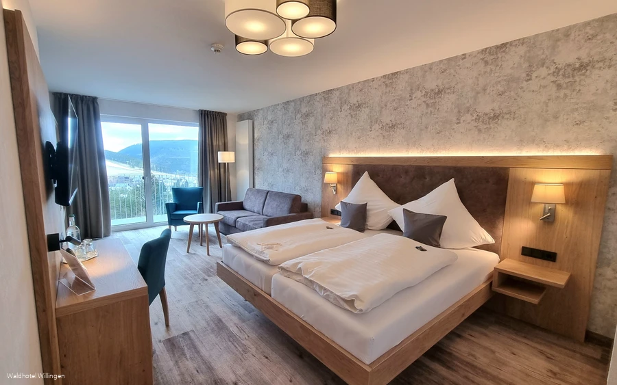 Waldhotel Willingen Panoramazimmer.jpg Waldhotel Willingen Panoramazimmer.jpg