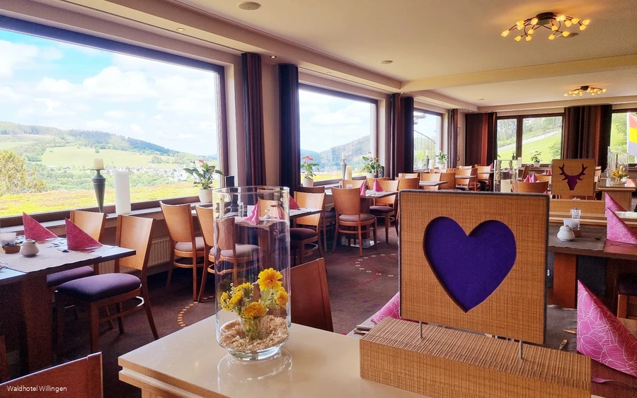 Waldhotel Willingen Restaurant.jpg