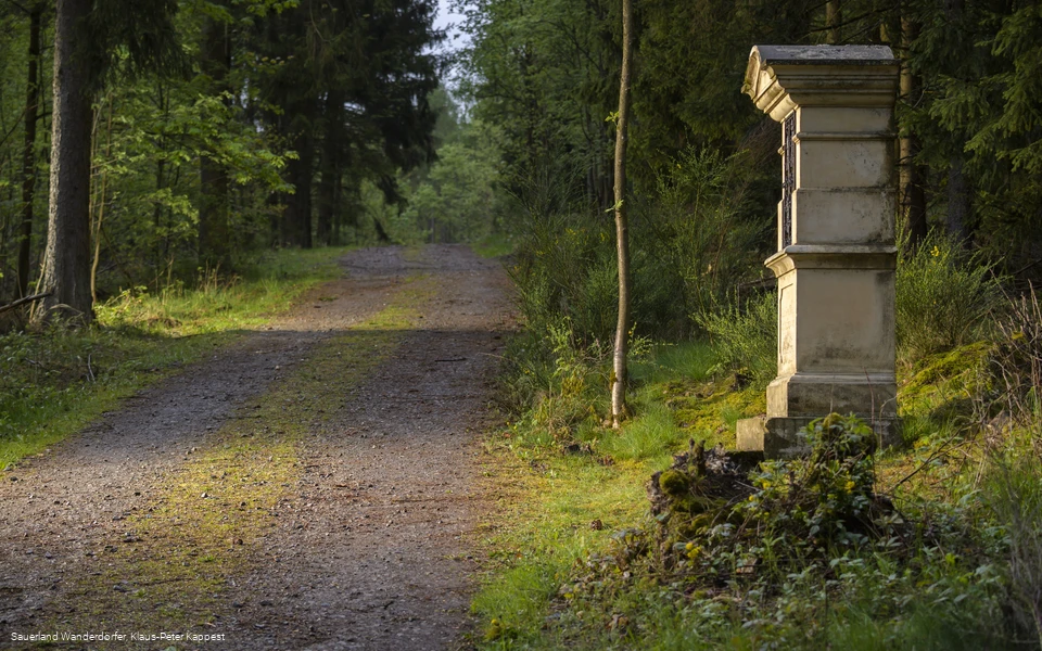 Kreuzweg zum Kahlen