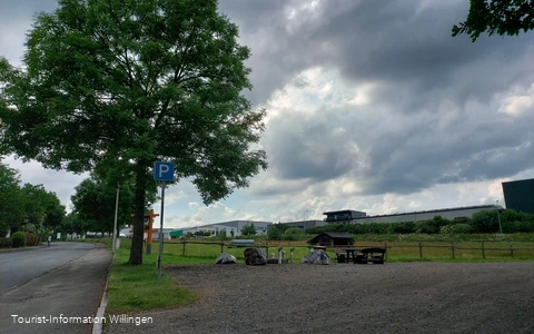 Original Wanderparkplatz Rattlar Copyright Tourist-Information Willingen CC BY-SA.jpg