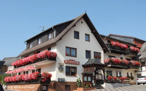 landgasthof-sauer-aussenansicht ©LANDGASTHOF SAUER.JPG