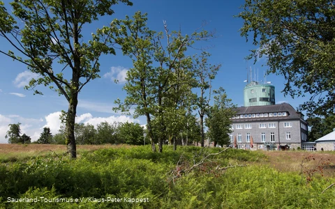 Kahler Asten Turm