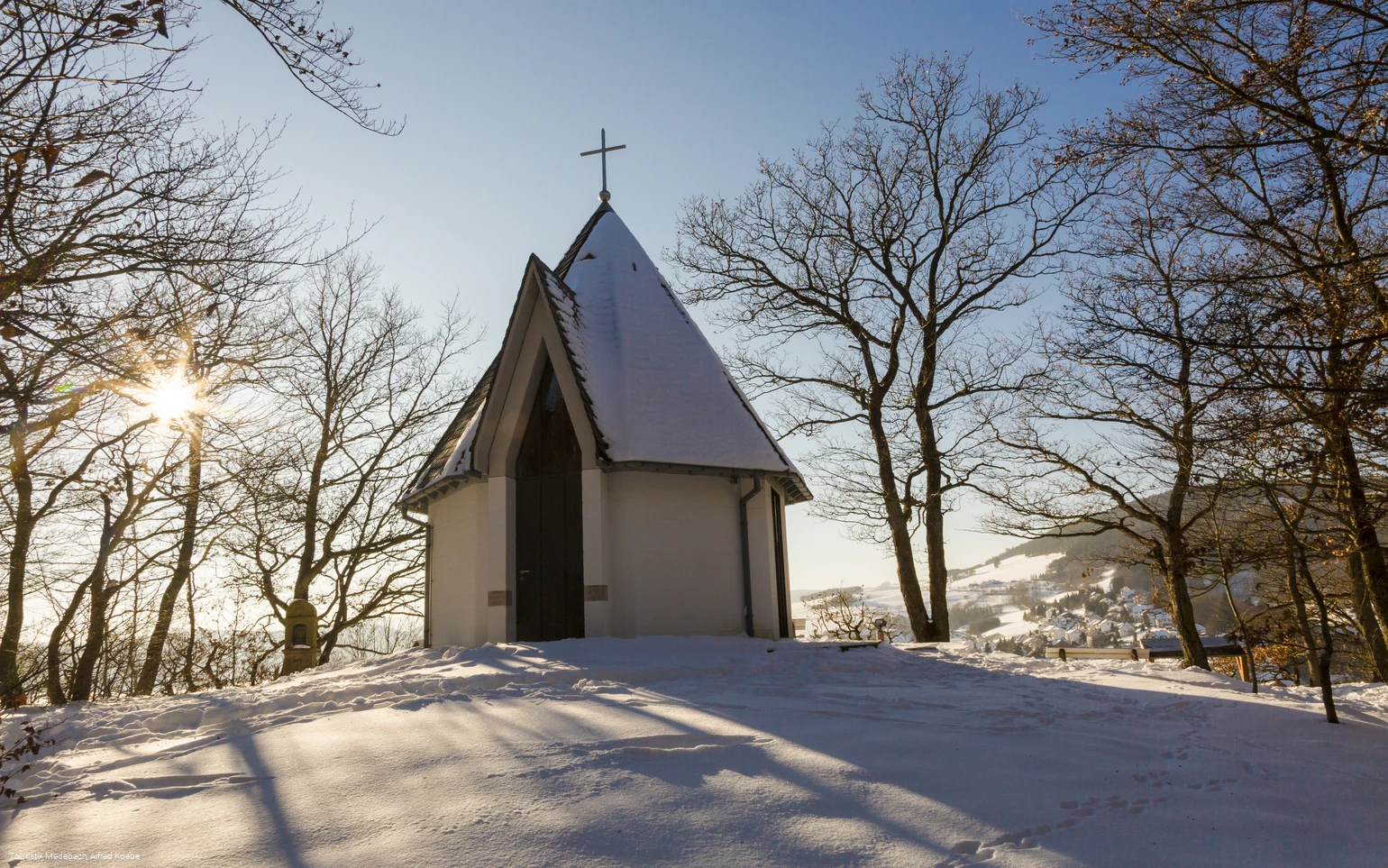 Auferstehungskapelle auf dem Kreuzberg Düdinghausen