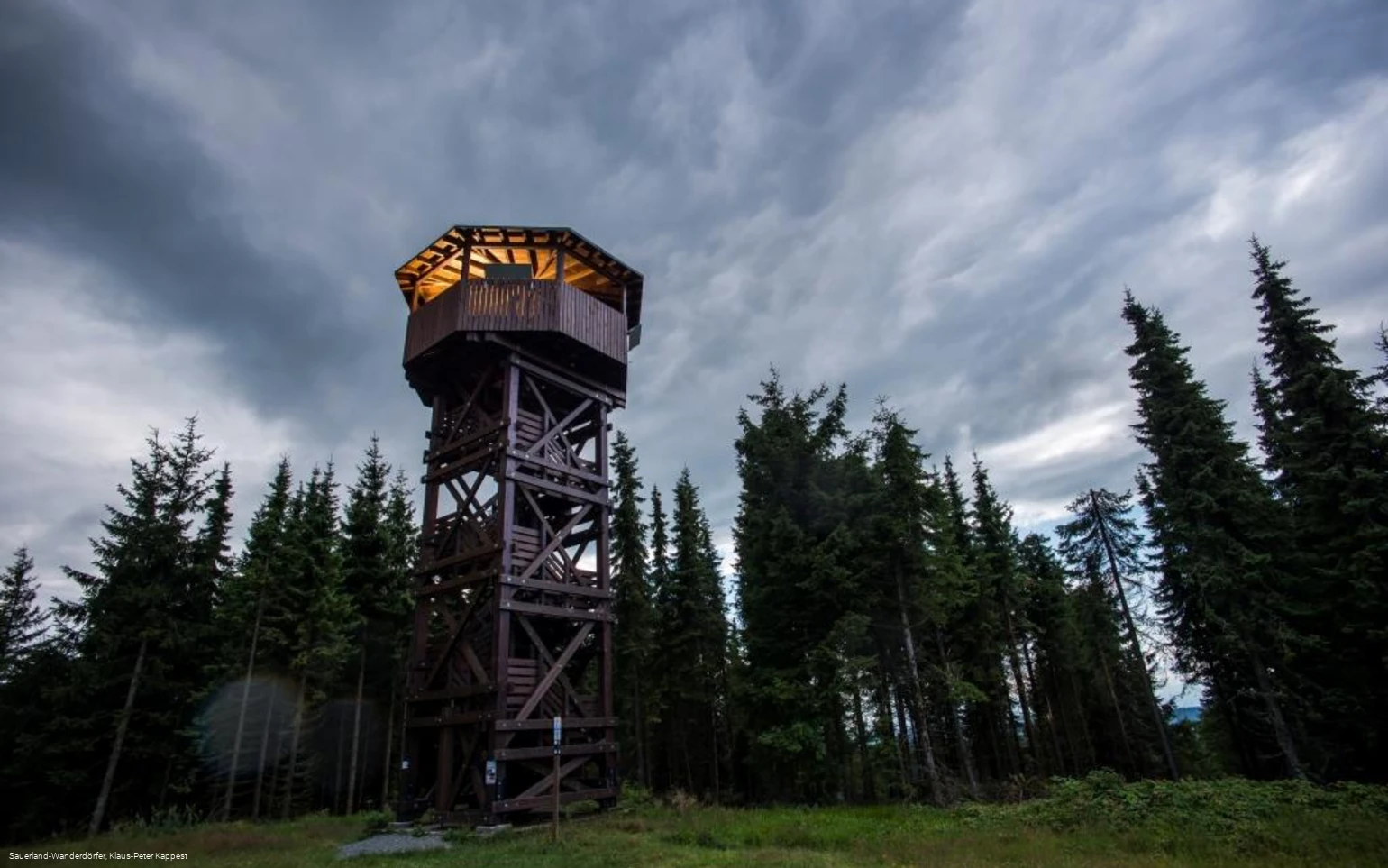 Der Heidkopfturm bei Hallenberg
