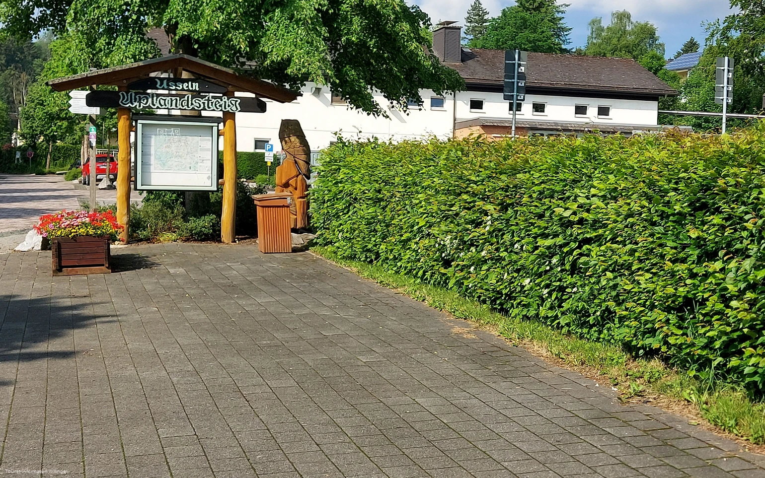 Original Wanderparkplatz TI Usseln Copyright Tourist-Information Willingen CC BY-SA.jpg