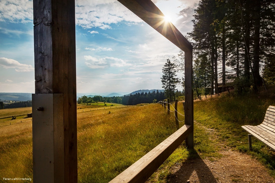 Blick durch das Landschaftskino am Gerkenstein