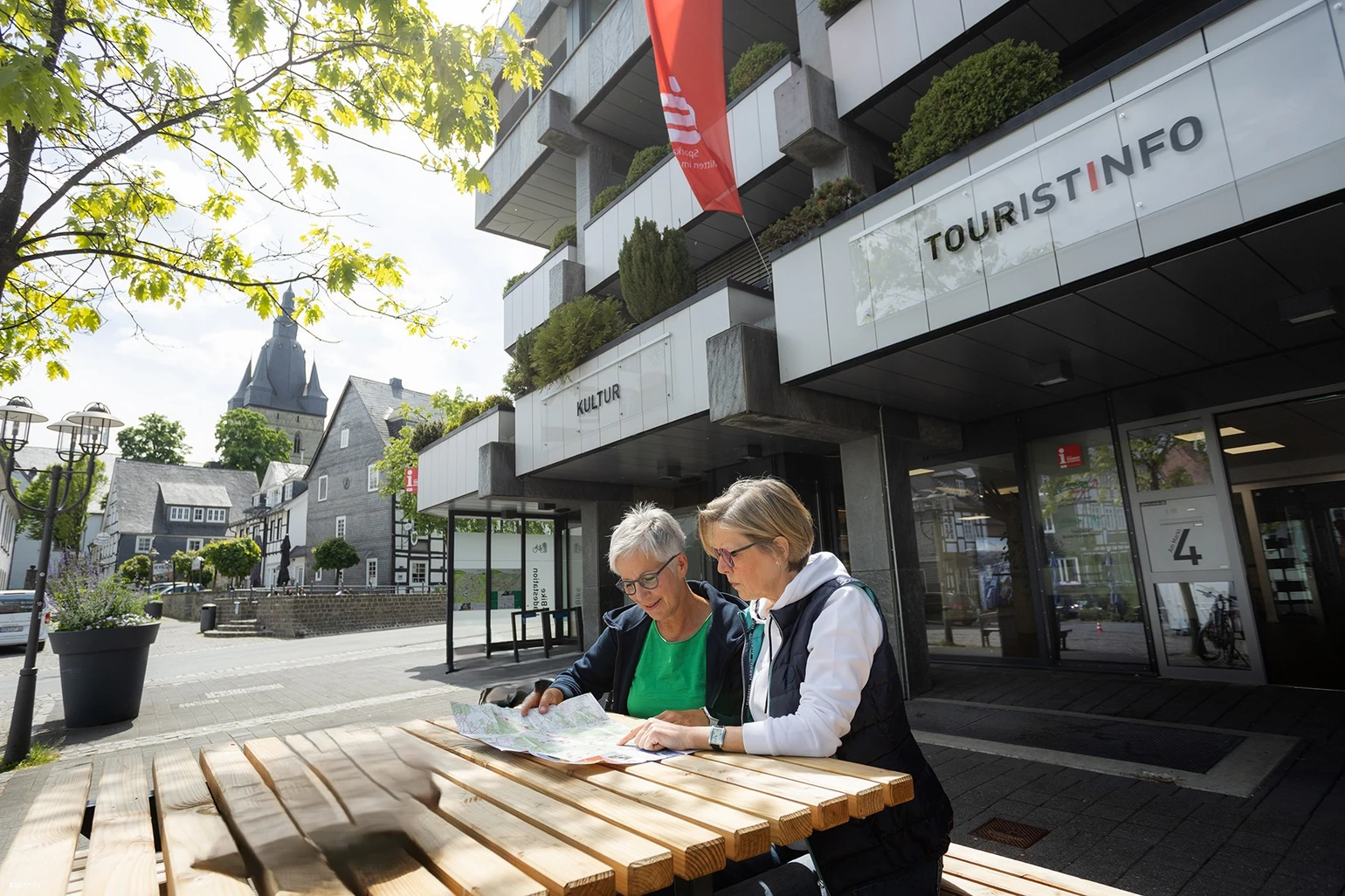 Sabrinity_BWT25_033_KI ohne Helm Rad.jpg