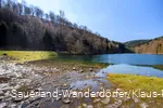 Wasserüberlauf mit Weitblick auf den am Schmalahsee
