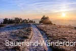 Ein Wanderweg führt auf den Osterkopf