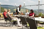 waldhotel-willingen-terrasse-bedienung.jpg