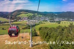 Blick aus der Ettelsbergbahn in Willingen auf die Seilbahn
