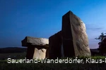 Freistuhl Düdinghausen in der Abenddämmerung