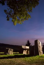 Freistuhl Düdinghausen Sauerland-Wanderdörfer.jpg