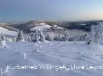 Winterlandschaft auf dem Ettelsberg mit Bergpanorama