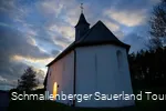 Rochuskapelle in der Dämmerung